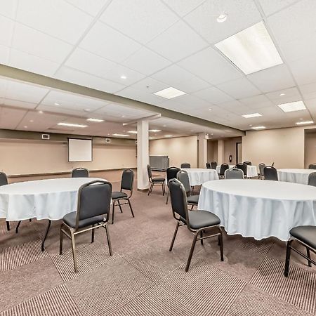 Grande Cache Inn & Suites 外观 照片