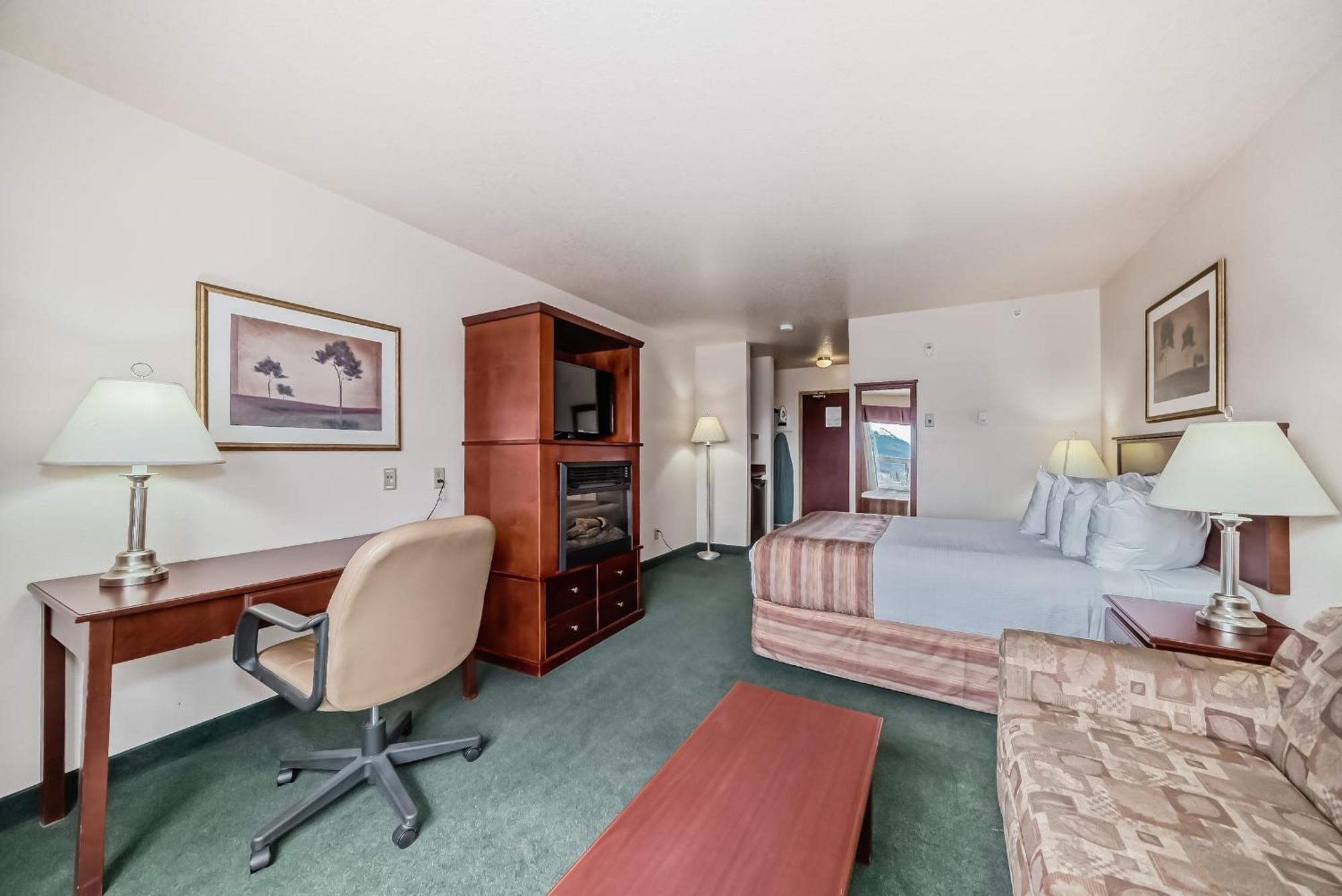 Grande Cache Inn & Suites 外观 照片