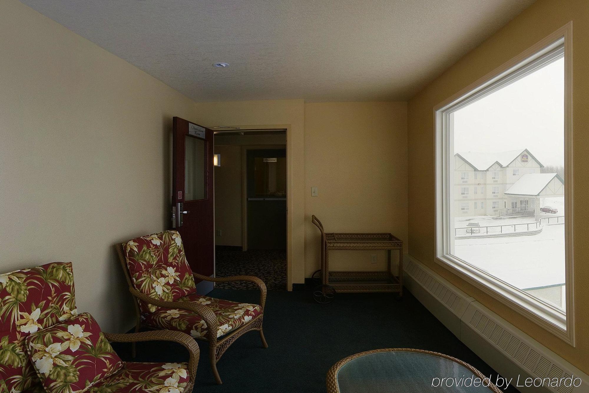 Grande Cache Inn & Suites 内观 照片