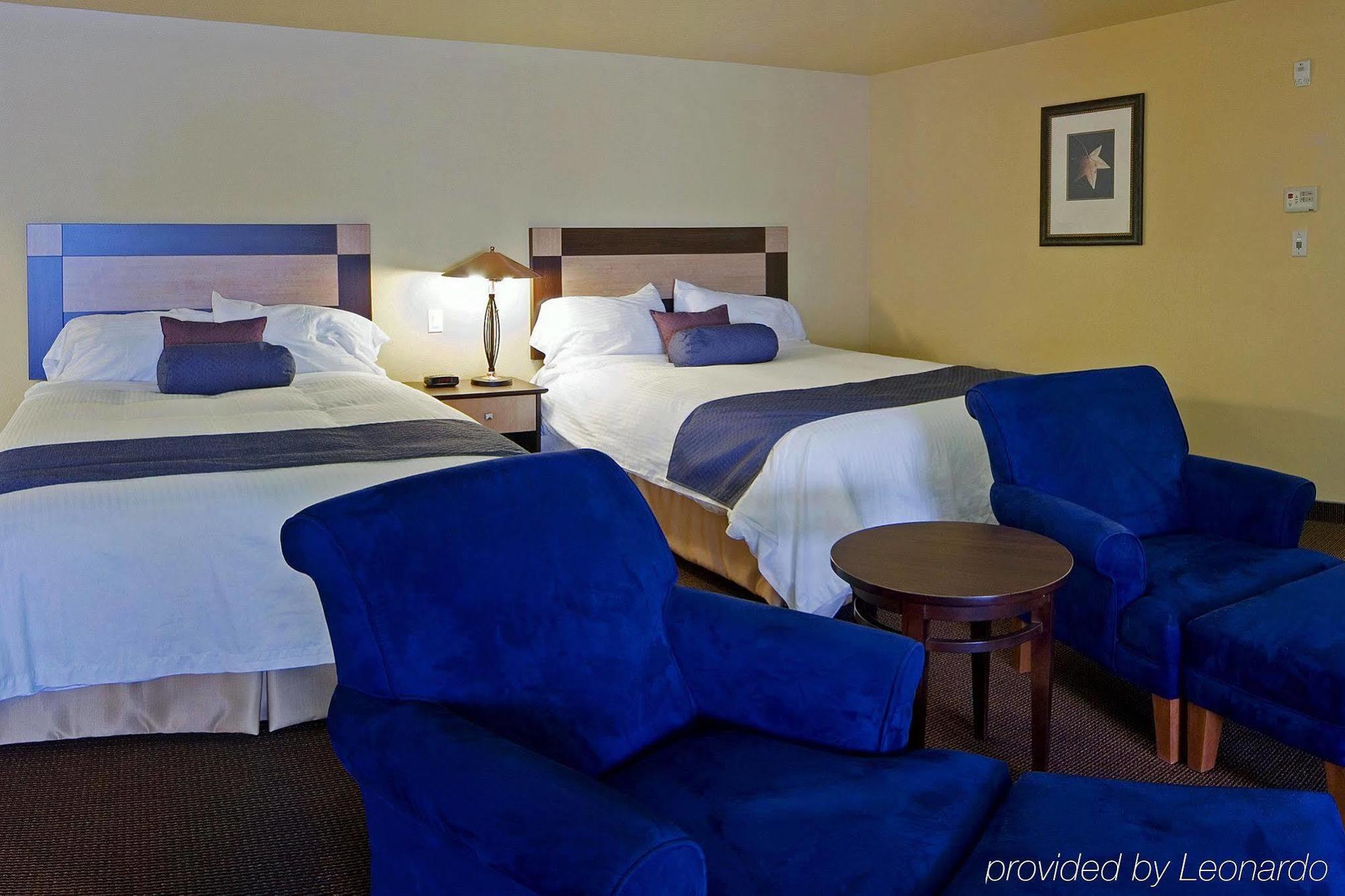 Grande Cache Inn & Suites 外观 照片